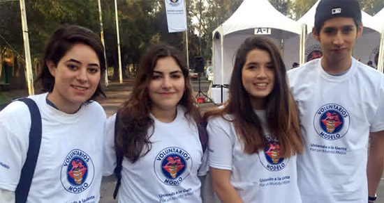 voluntarios grupo modelo celebra dia internacional de los voluntarios