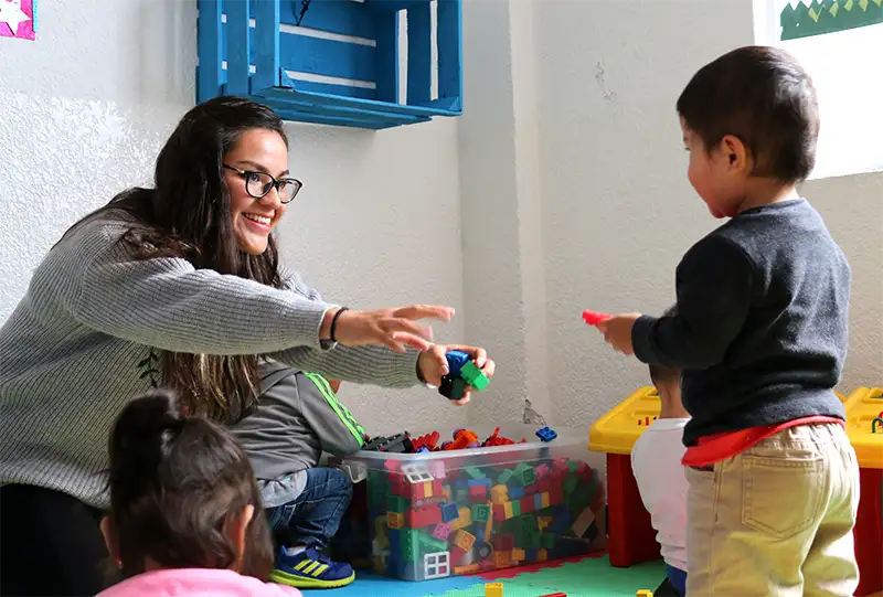 Docentes de Enseña por México promoviendo igualdad