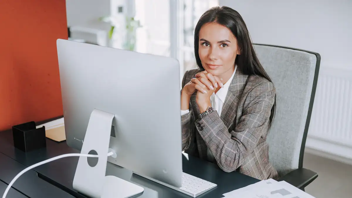 Mujeres STEM en México: Solo 3 de cada 10 profesionistas STEM en México son mujeres.