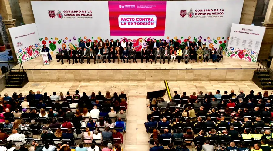 Firma del Pacto contra Extorsión CDMX