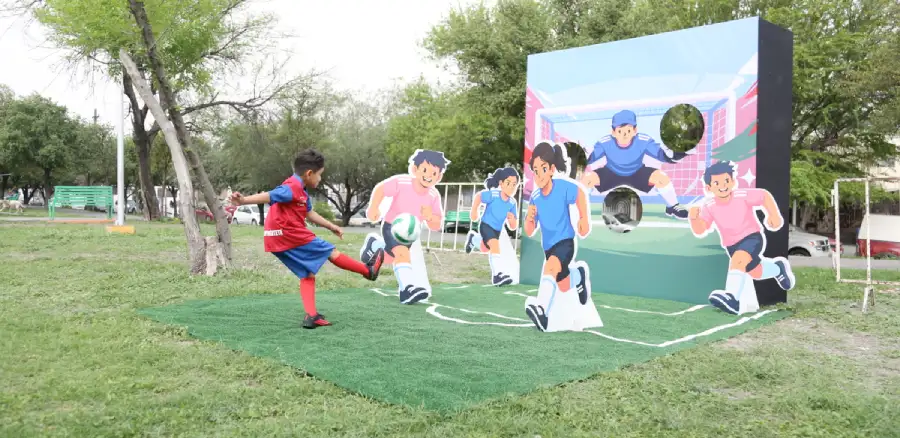 Canchas rehabilitadas por Comex en Guadalupe