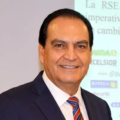 Dr. Roberto Delgado Gallart